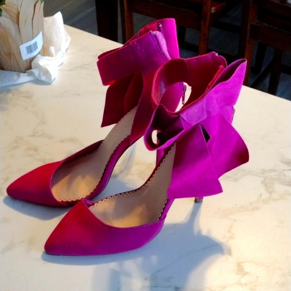 Madison by Shoe Dazzle hot pink magenta bow heels size 9